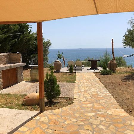 Seafront Studio With Direct Beach Access Koróni Esterno foto