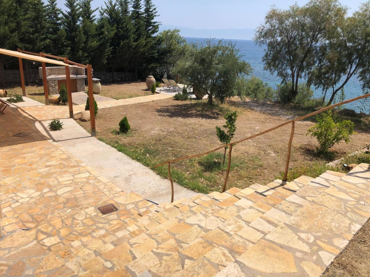 Seafront Studio With Direct Beach Access Koróni Esterno foto