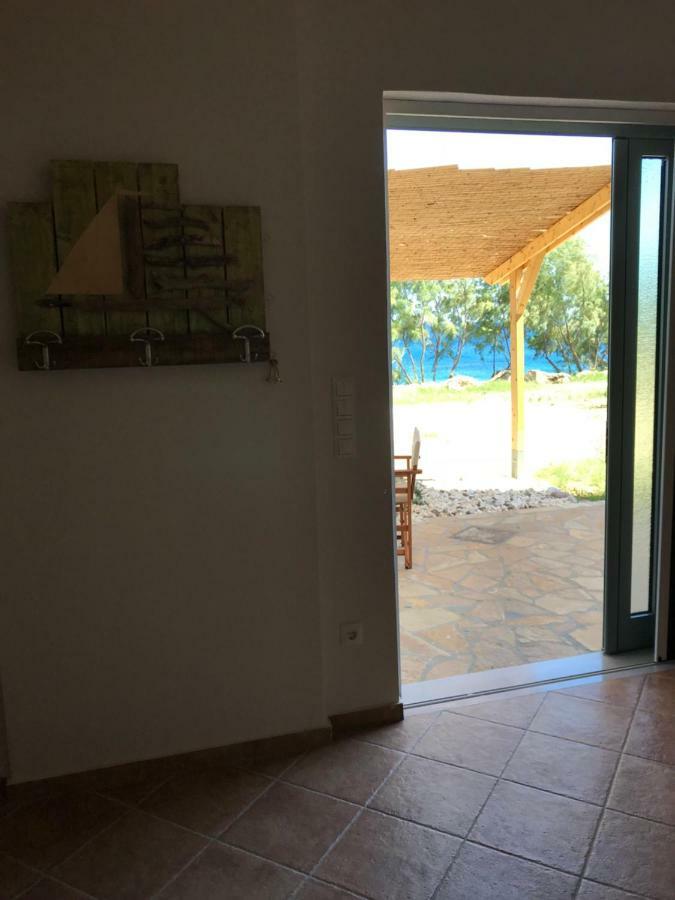 Seafront Studio With Direct Beach Access Koróni Esterno foto